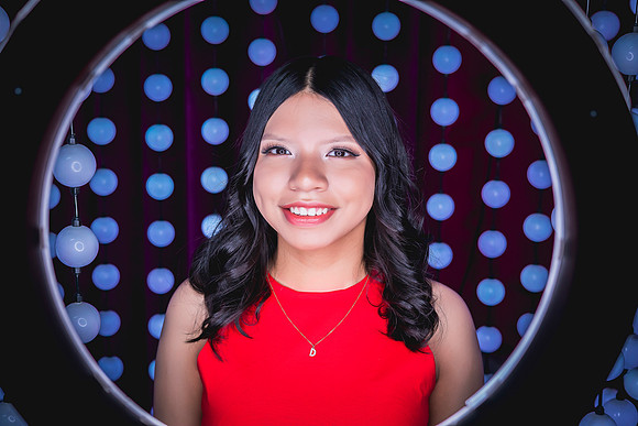 #12230 ELIZABETH SALAZAR - 28 04 2025-5815