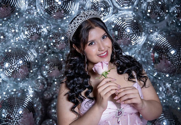 17-12-24 #12187 LAURA RDZ _CTR0315